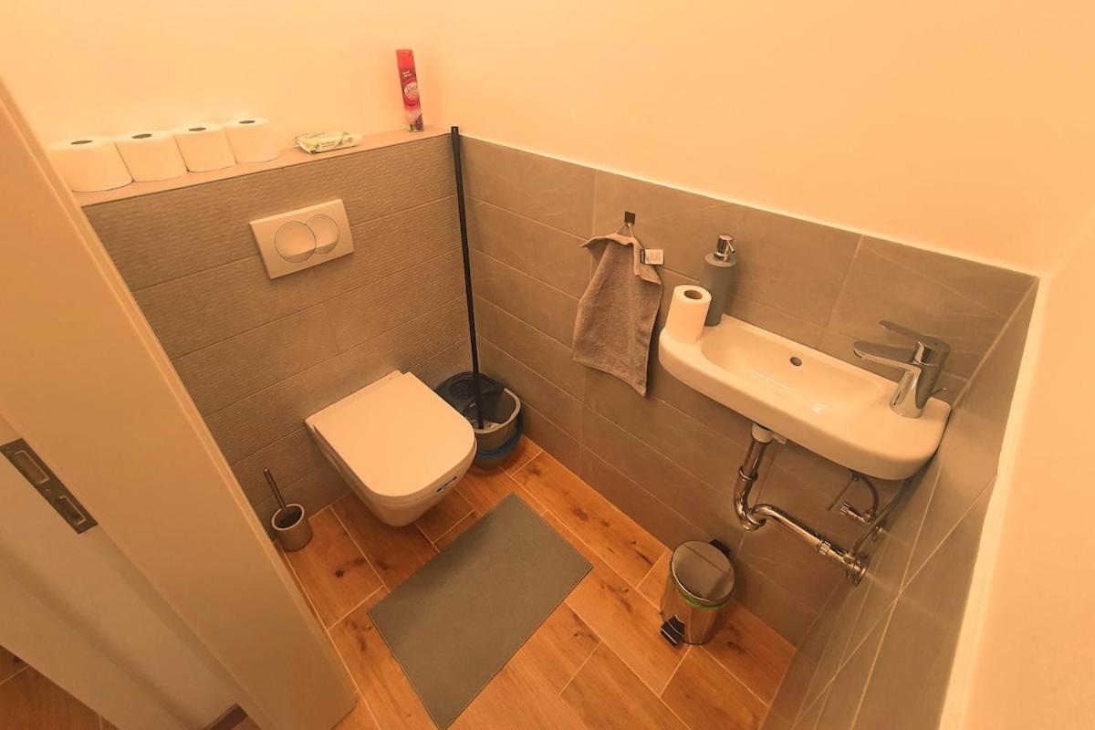 Quiet Flat Near Downtown, With Free Garage Apartman Budapest